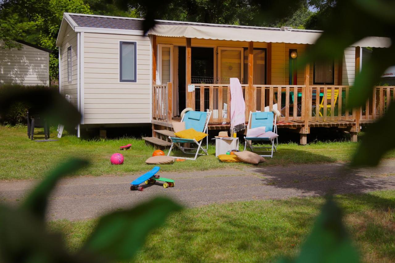 Camping Paradis Le Rocher De La Granelle Le Bugue Exterior foto