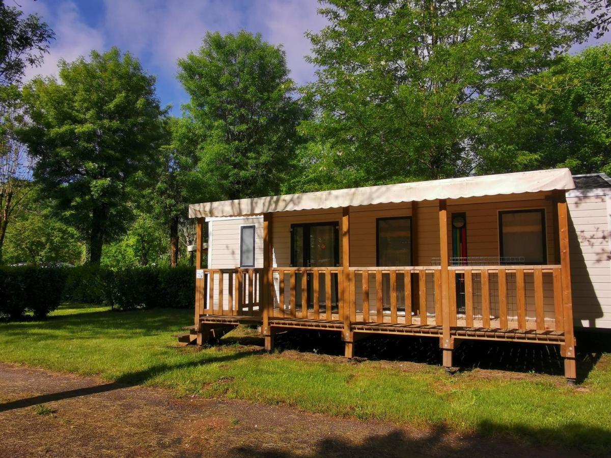 Camping Paradis Le Rocher De La Granelle Le Bugue Exterior foto
