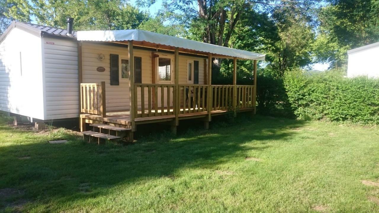 Camping Paradis Le Rocher De La Granelle Le Bugue Exterior foto